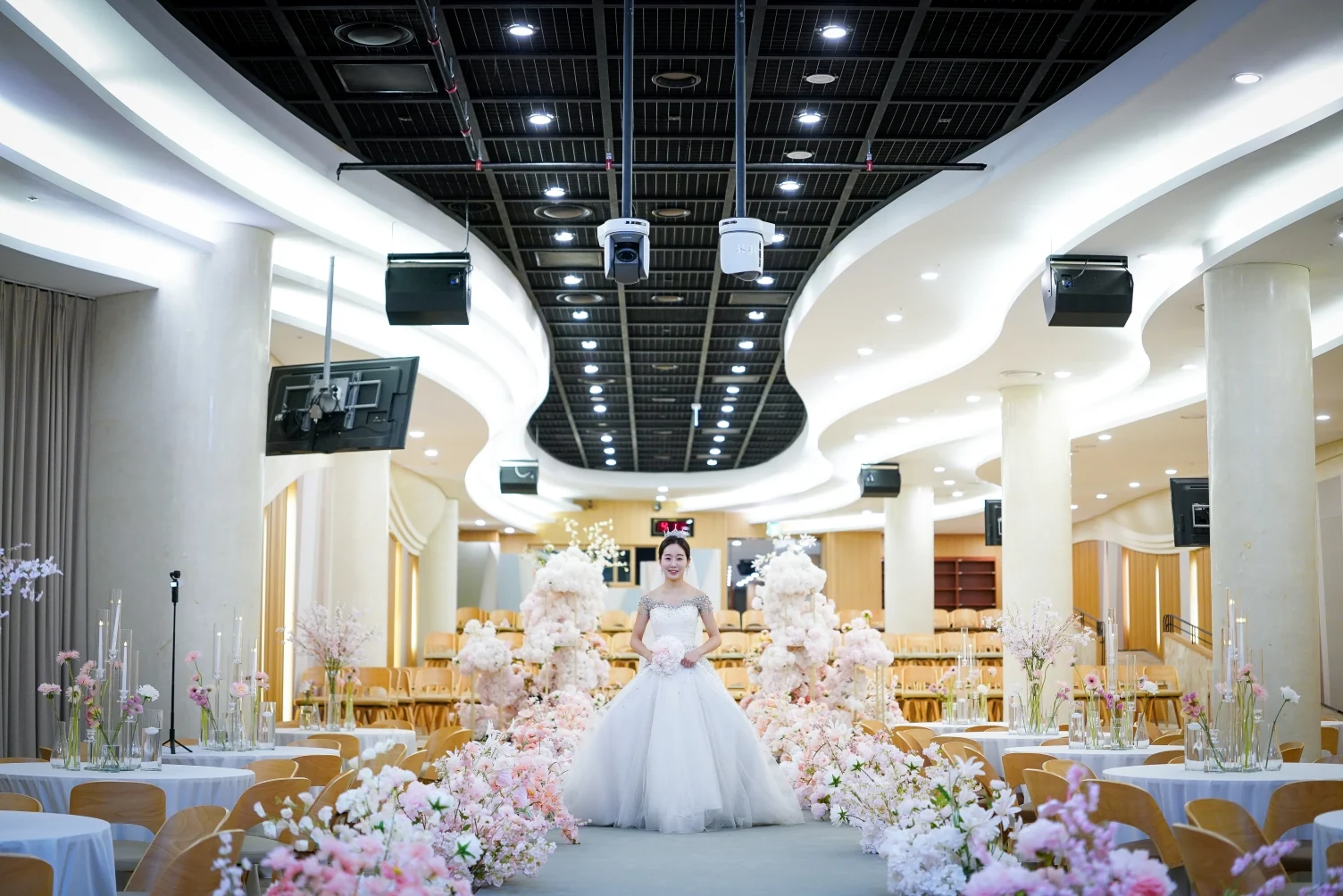 Wave Hall · 예식 장면